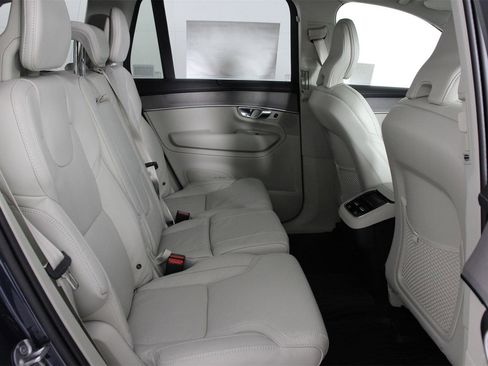 New 2026 Volvo XC90 B6 Ultra image 11
