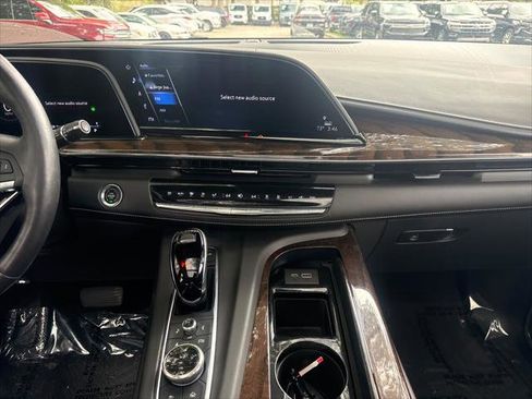 Used 2023 Cadillac Escalade Sport Platinum image 26