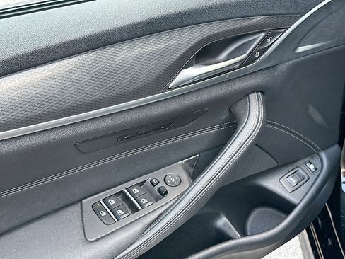 Certified 2023 BMW 530e w/ M Sport Package image 18