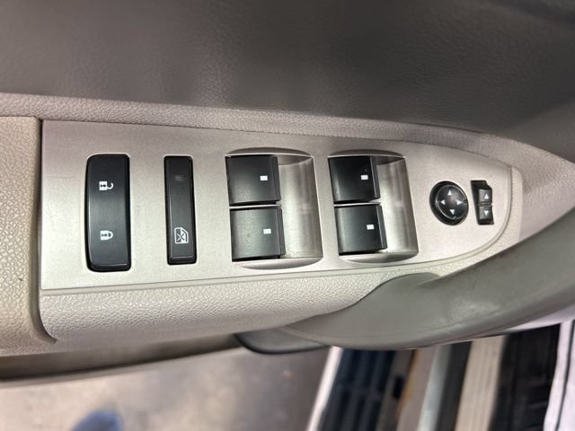 Used 2013 Chevrolet Silverado 1500 LT w/ Interior Plus Package AWD/4WD image 13