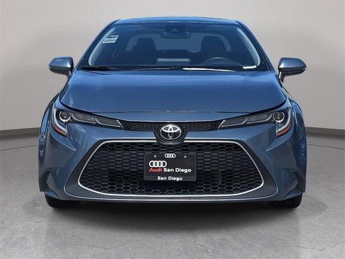 Used 2020 Toyota Corolla XLE w/ Carpet Mat Package (TMS) image 9