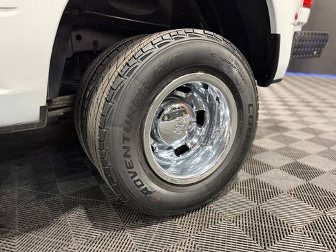 Used 2016 RAM 3500 Tradesman w/ Chrome Appearance Group image 9