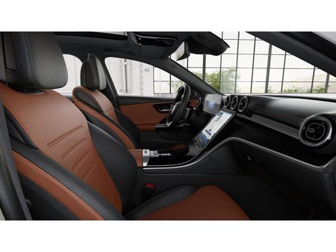 Used 2024 Mercedes-Benz C 300 Sedan image 3
