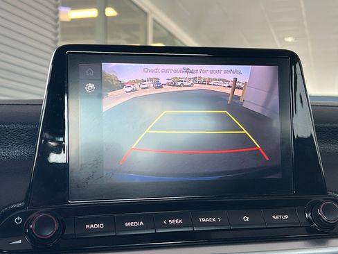 Used 2023 Kia Forte LXS image 29