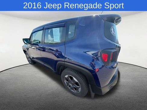 Used 2016 Jeep Renegade Sport w/ Power & Air Group AWD/4WD image 4