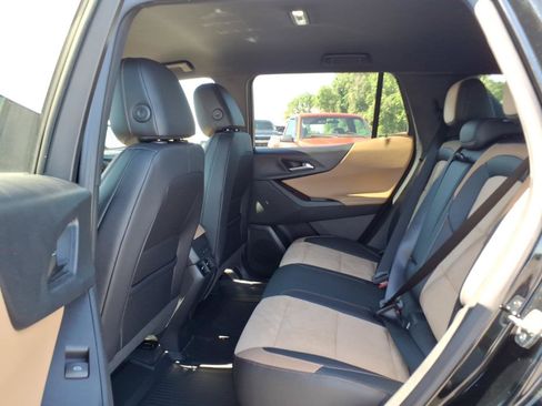 New 2026 Chevrolet Equinox ACTIV w/ Convenience Package III FWD image 10