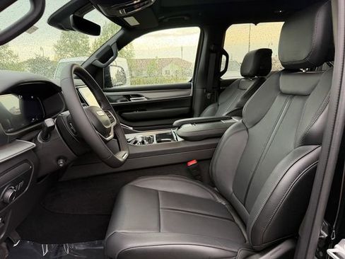 New 2026 Jeep Grand Wagoneer L Limited image 13