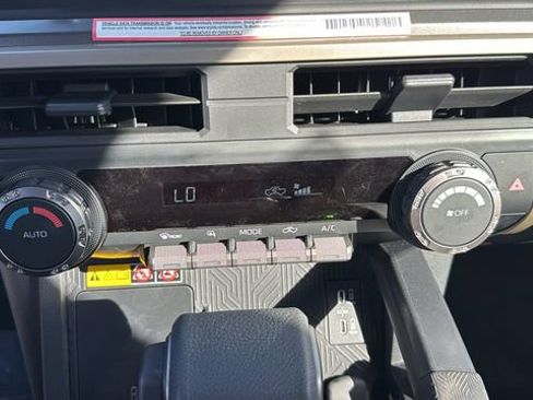 Used 2024 Toyota Tacoma SR5 w/ SR5 Upgrade Package image 23