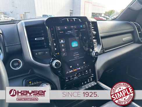 Used 2023 RAM 1500 Laramie AWD/4WD image 10