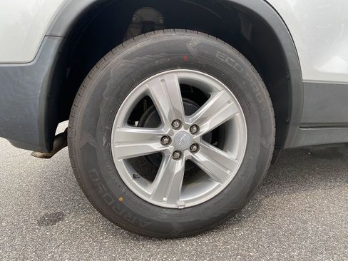 Used 2019 Chevrolet Trax LS image 29