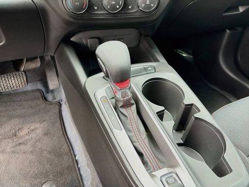 Used 2024 Chevrolet Trax RS w/ Driver Confidence Package FWD image 16