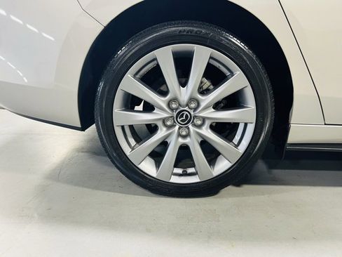Used 2022 MAZDA MAZDA3 s image 11
