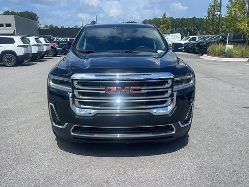 Used 2023 GMC Acadia SLT AWD/4WD image 2