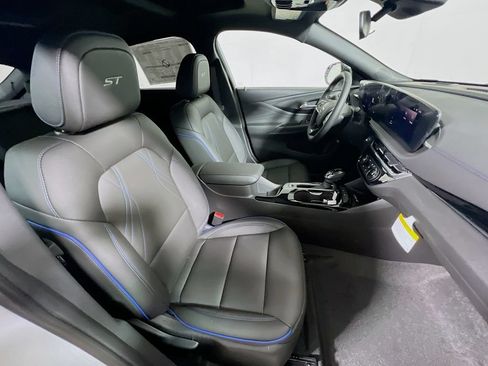 New 2026 Buick Envista Sport Touring w/ Convenience I Package FWD image 21