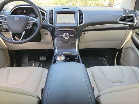 Used 2019 Ford Edge Titanium w/ Equipment Group 301A image 15
