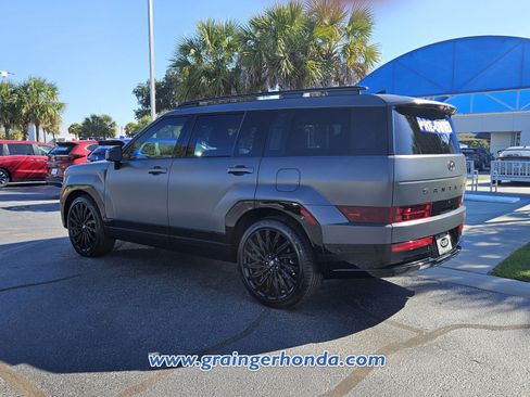 Used 2024 Hyundai Santa Fe Calligraphy image 3