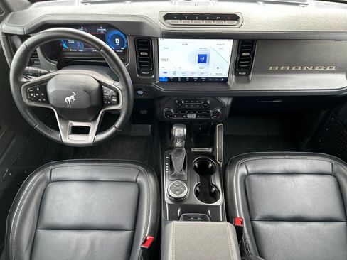 Certified 2025 Ford Bronco Badlands image 12