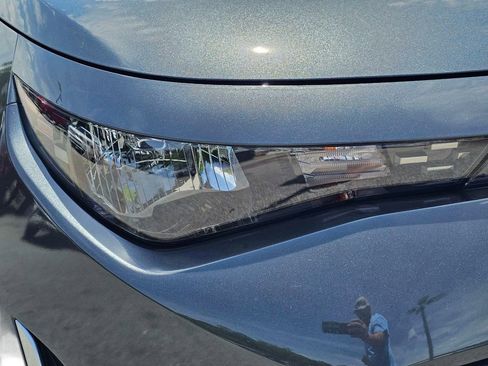 Certified 2025 Kia Soul LX w/ LX Technology Package FWD image 4