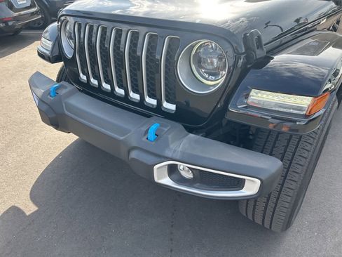 Used 2023 Jeep Wrangler Sahara image 10