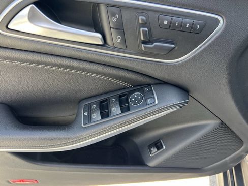 Used 2016 Mercedes-Benz CLA 250 4MATIC image 23
