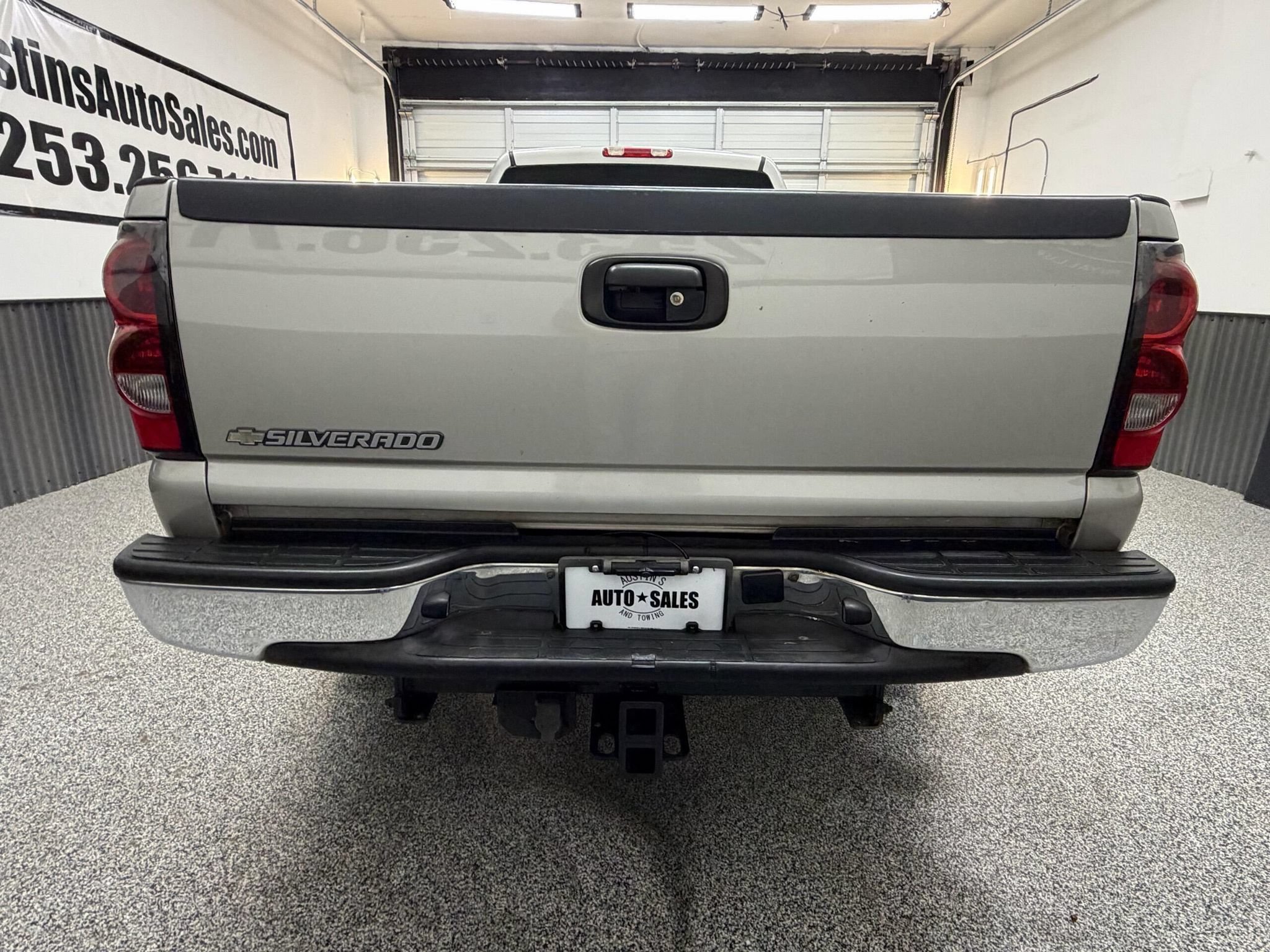 Used 2007 Chevrolet Silverado 3500 LT w/ Heavy-Duty Power Package AWD/4WD image 4