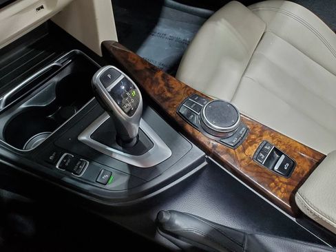 Used 2019 BMW 440i Convertible RWD image 32