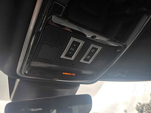 Used 2020 Land Rover Range Rover Long Wheelbase HSE image 35