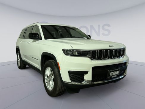 Used 2023 Jeep Grand Cherokee L Laredo AWD/4WD image 18