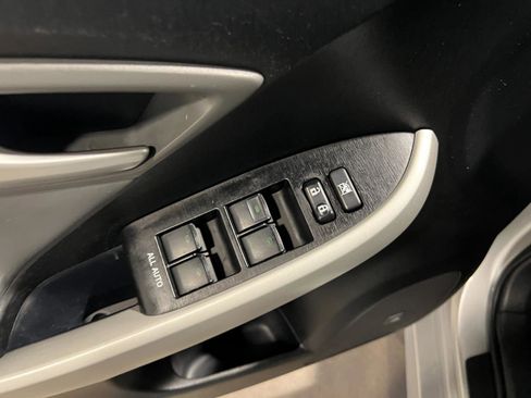 Used 2012 Toyota Prius Four image 24