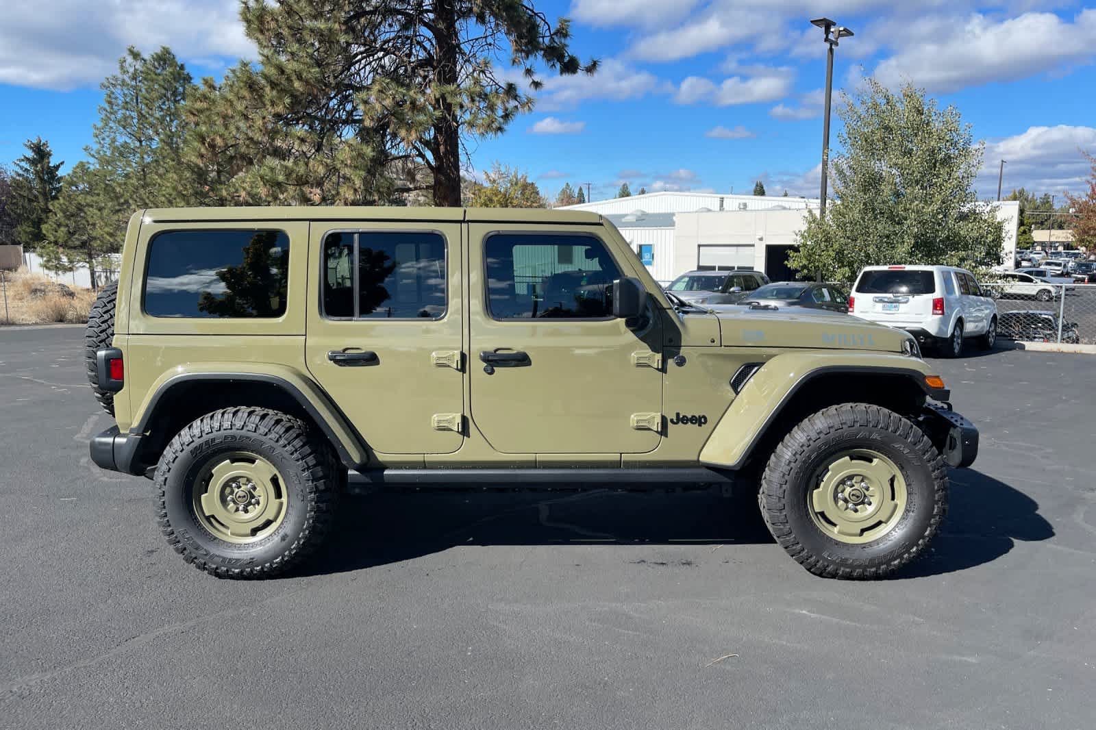 Used 2025 Jeep Wrangler Unlimited Sport S 4xe AWD/4WD image 6