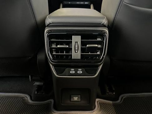 Used 2025 Lexus RZ 300e FWD image 41