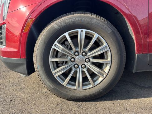Used 2019 Cadillac XT5 Luxury AWD/4WD image 6