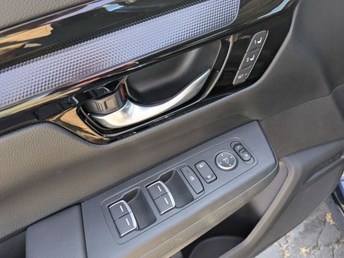 Used 2024 Honda CR-V EX-L image 15