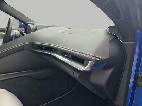 Used 2021 Chevrolet Corvette Stingray Preferred Cpe w/ Battery Protection Package RWD image 13