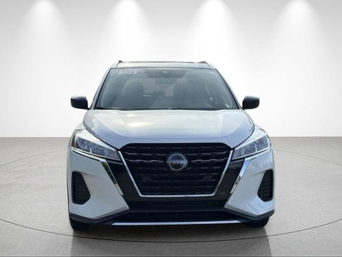 Used 2023 Nissan Kicks SV FWD image 8