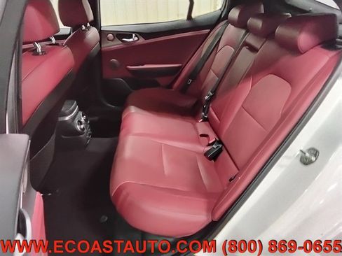 Used 2018 Kia Stinger GT1 RWD image 13