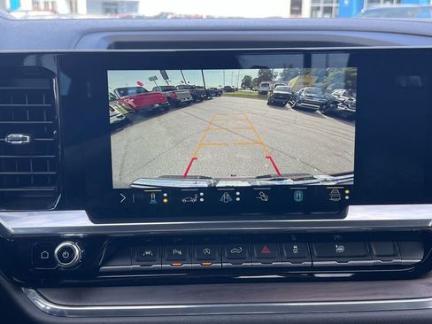 Used 2023 GMC Sierra 1500 SLT w/ SLT Premium Plus Package image 5