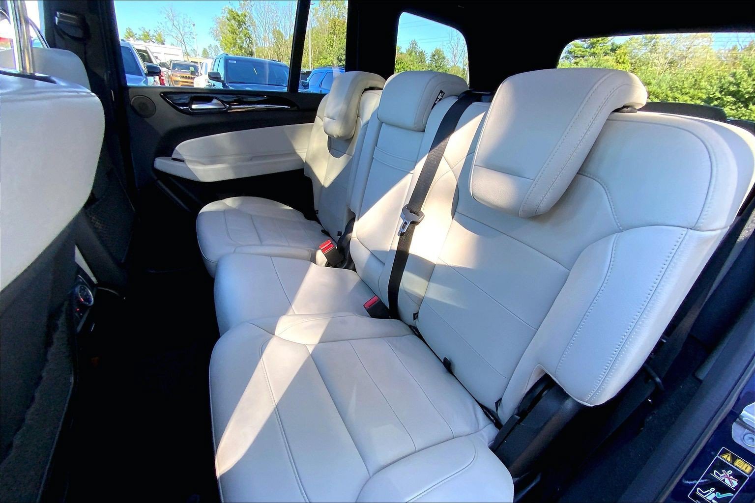 Used 2019 Mercedes-Benz GLS 450 4MATIC image 19