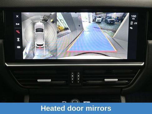 Used 2022 Porsche Cayenne AWD/4WD image 14
