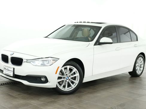 Used 2018 BMW 320i xDrive Sedan w/ Convenience Package AWD/4WD image 1