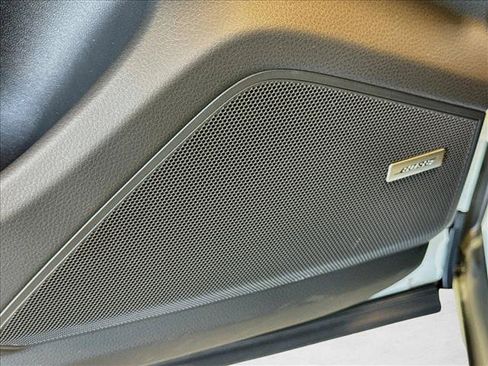 Used 2026 Porsche Cayenne AWD/4WD image 12