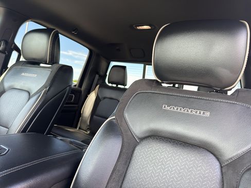 Used 2023 RAM 1500 Laramie AWD/4WD image 28