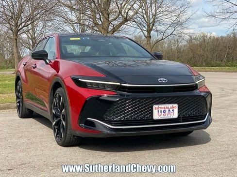 Used 2025 Toyota Crown Platinum image 9