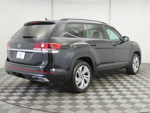 Certified 2023 Volkswagen Atlas SE w/ Panoramic Sunroof Package image 5