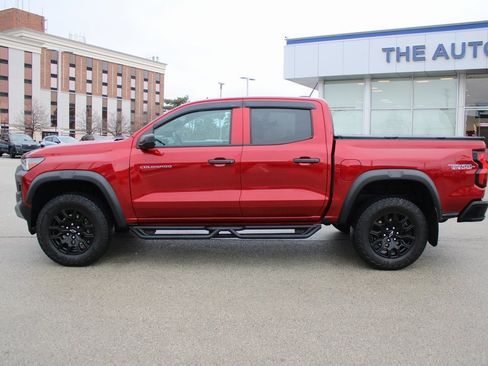 Used 2023 Chevrolet Colorado Trail Boss w/ Advanced Trailering Package image 6