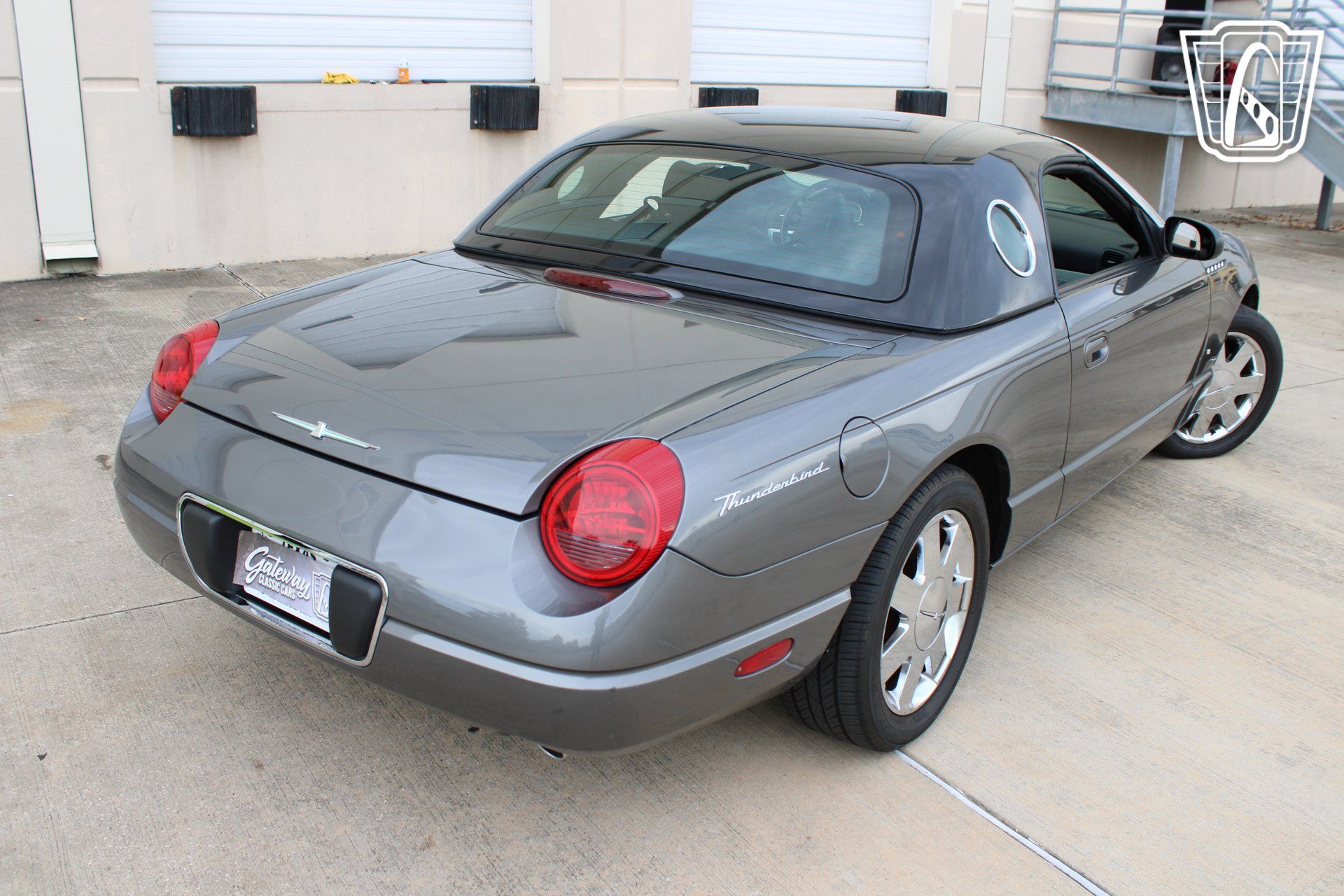 Used 2003 Ford Thunderbird RWD image 16