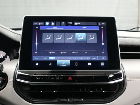 Used 2022 Jeep Compass Limited w/ Sun and Sound Group image 20