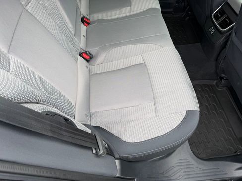 Used 2025 Subaru Outback Premium w/ Popular Package #1A image 20