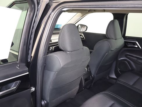 Used 2023 Mitsubishi Outlander ES AWD/4WD image 43