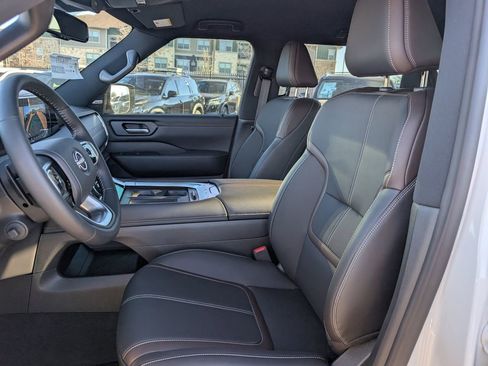 New 2026 Nissan Armada SL w/ Captain's Chari Seat Package RWD image 18